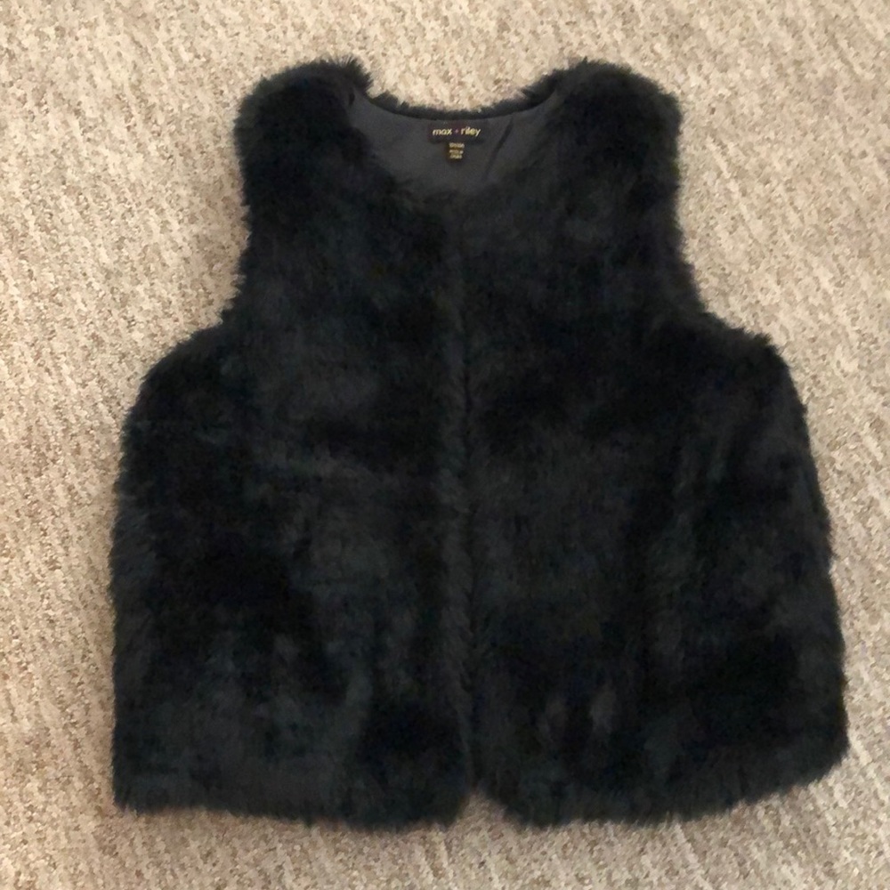 Black faux fur vest